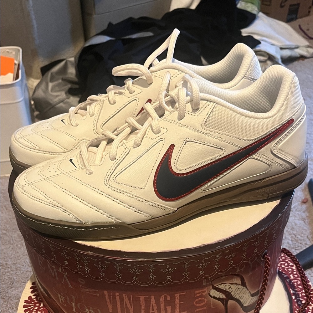 Nike Gato White and Red Men's Sneakers
